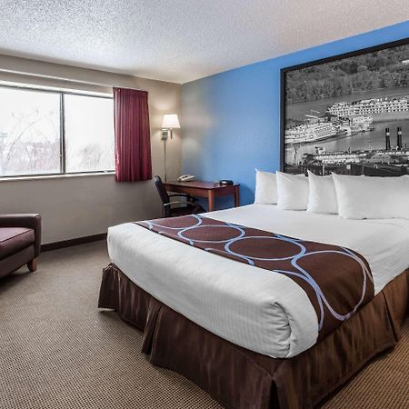 Motel Super 8 By Wyndham Dubuque Extérieur photo