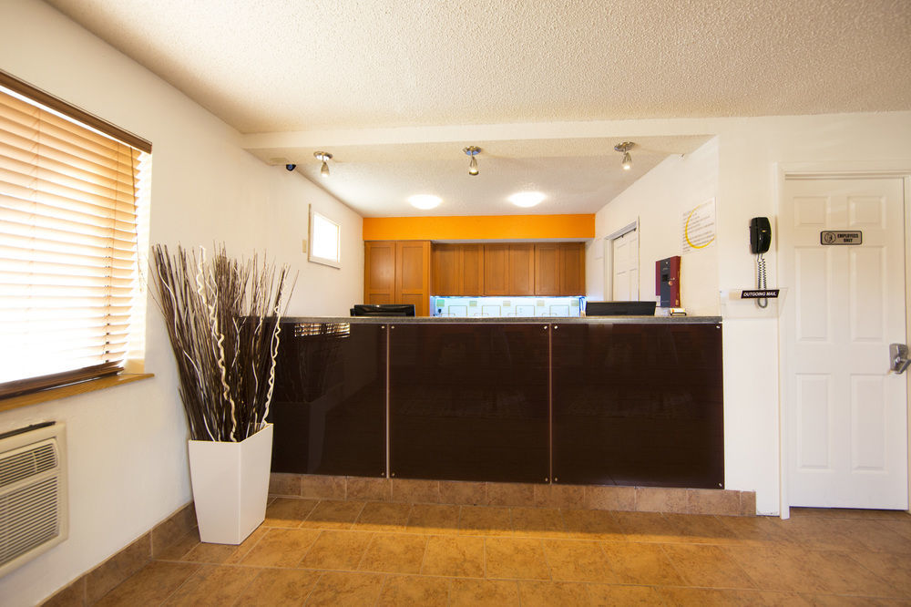 Motel Super 8 By Wyndham Dubuque Extérieur photo