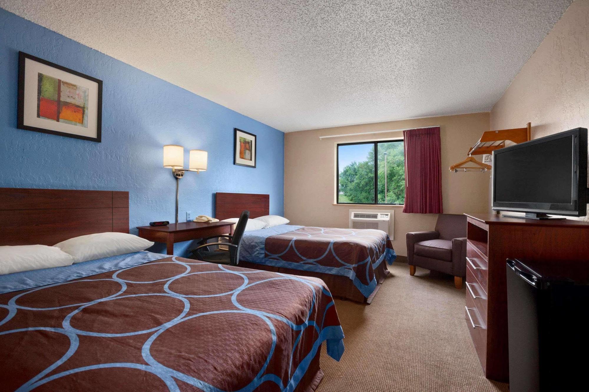 Motel Super 8 By Wyndham Dubuque Extérieur photo