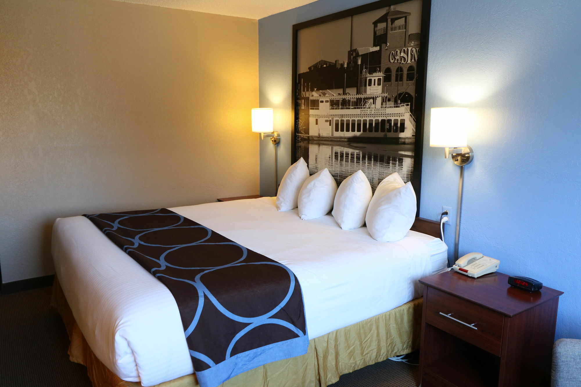 Motel Super 8 By Wyndham Dubuque Extérieur photo